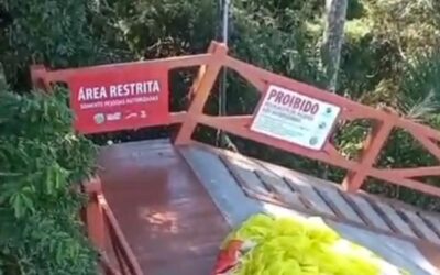 Placas de sinalização nas rampas