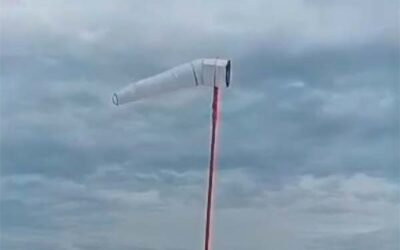 Recolocação da biruta do prédio