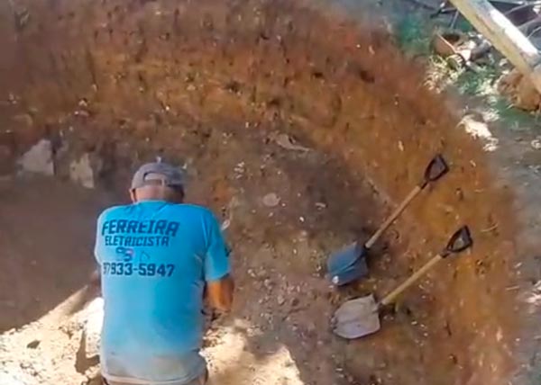 Instalação da Cisterna Subterrânea