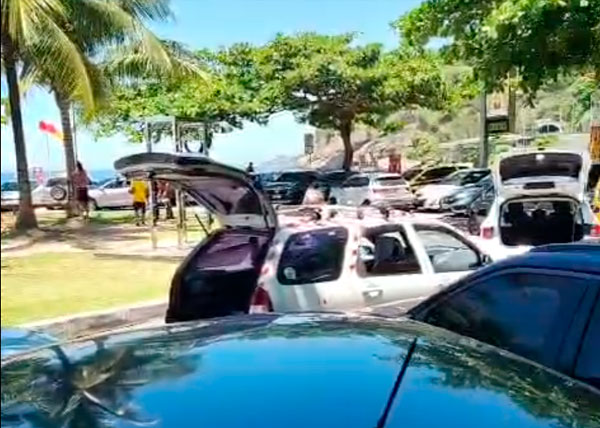 Vagas em frente ao CSCVL